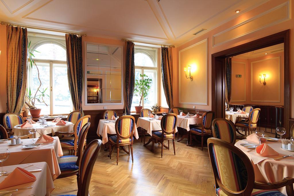 Hotel Kinsky Fountain Prague Restaurant photo